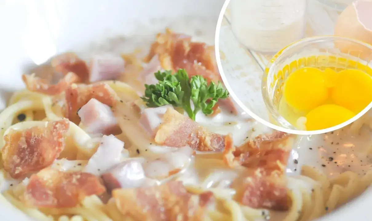 Pyszne spaghetti carbonara z boczkiem i jajkami. Pytanie brzmi: jaka śmietana do carbonara?